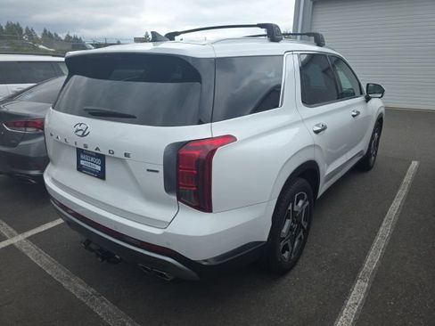 Used 2023 Hyundai Palisade Limited AWD/4WD image 5