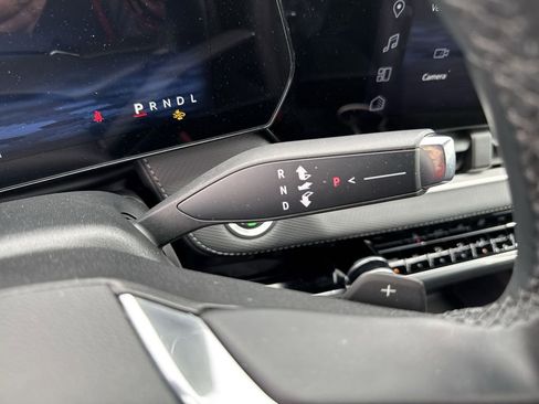 Certified 2025 Chevrolet Equinox LT w/ Convenience Package II image 19