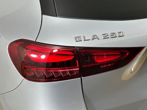 Used 2026 Mercedes-Benz GLA 250 image 26