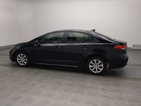 Used 2024 Toyota Corolla LE image 3