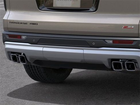 New 2026 Chevrolet Traverse Z71 w/ Enhanced Driving Package image 14