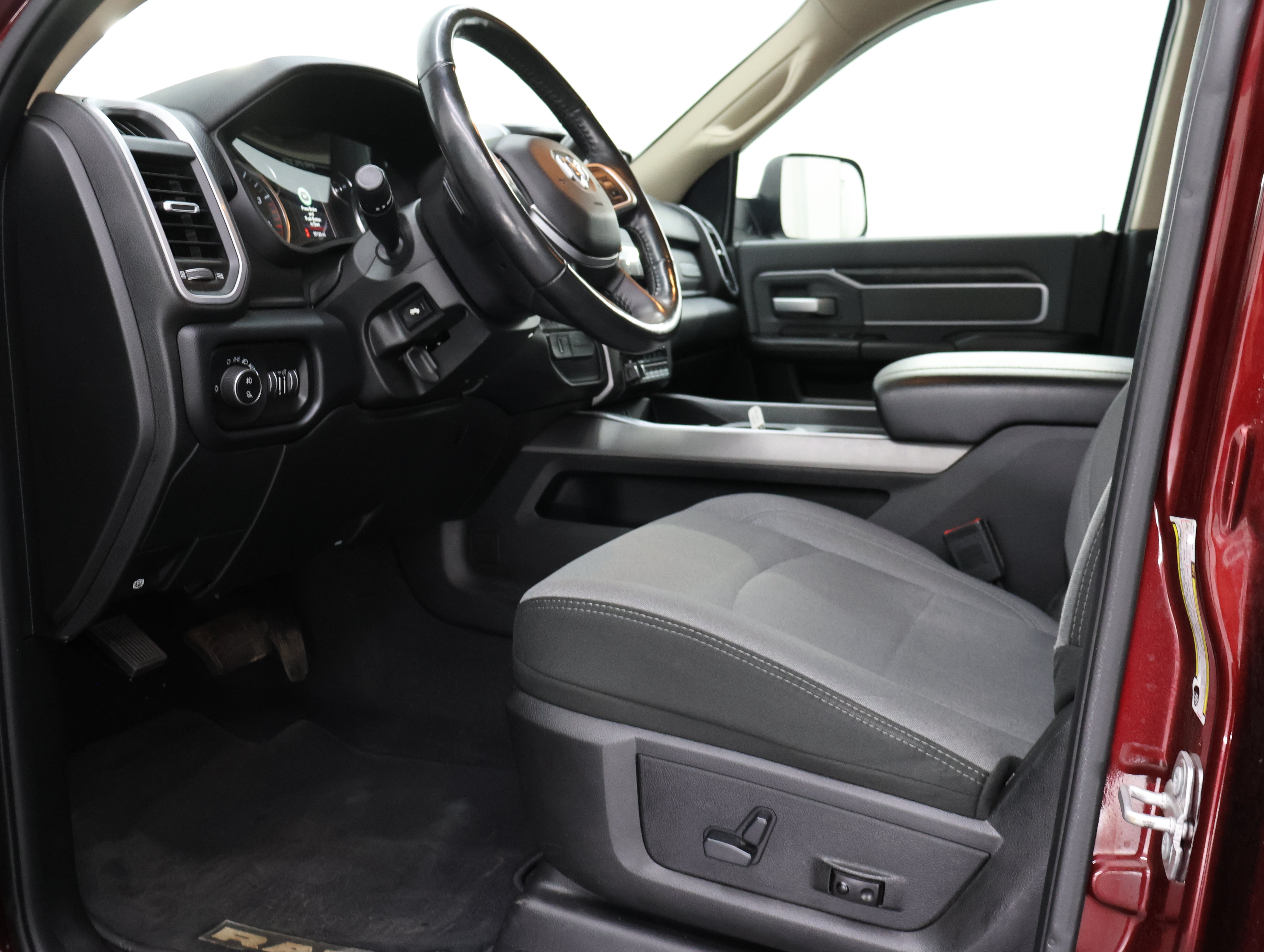 Used 2019 RAM 2500 Big Horn AWD/4WD image 8