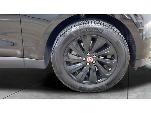 Used 2017 Jaguar F-PACE Prestige image 21