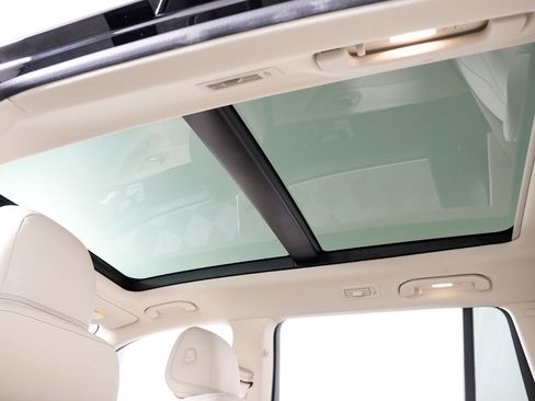 Certified 2026 Mercedes-Benz GLS 450 4MATIC image 17