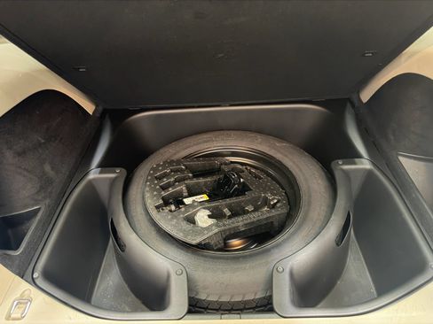 Used 2021 Jeep Grand Cherokee Laredo RWD image 13