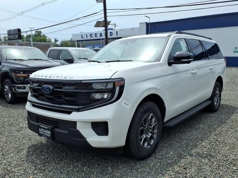 New 2026 Ford Expedition Max Active AWD/4WD image 3