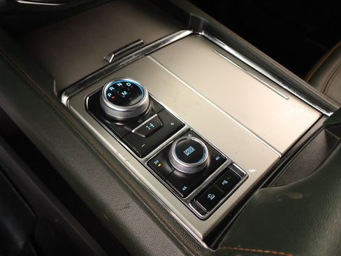 Used 2022 Ford Expedition Timberline AWD/4WD image 9