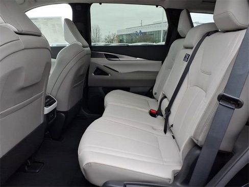 New 2026 INFINITI QX60 Luxe w/ Cargo Package image 8