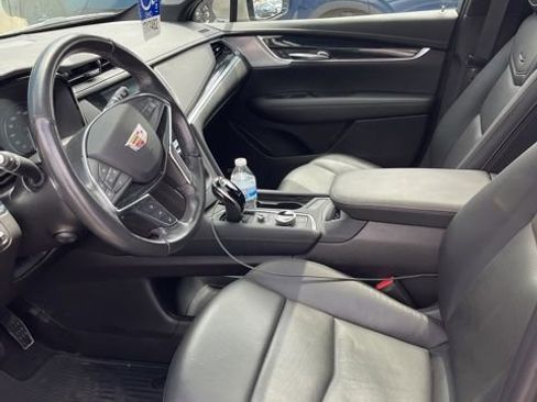 Used 2022 Cadillac XT5 Premium Luxury w/ LPO, Radiant Package AWD/4WD image 6
