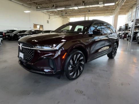 New 2024 Lincoln Nautilus Reserve w/ Equipment Group 202A image 4