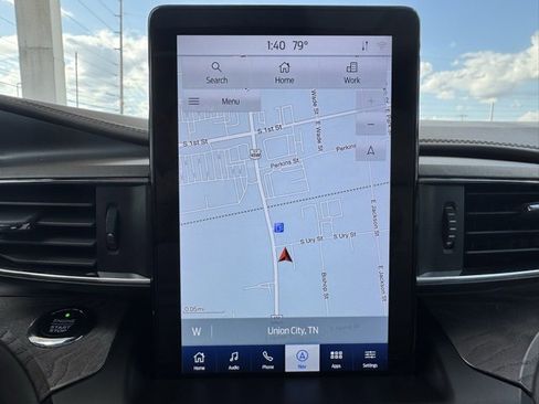 Used 2020 Ford Explorer Platinum w/ Premium Technology Package image 11