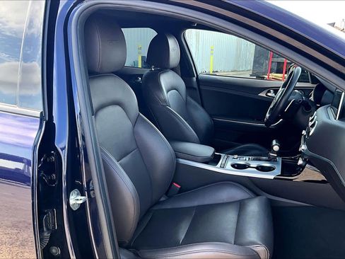 Used 2020 Kia Stinger GT image 9