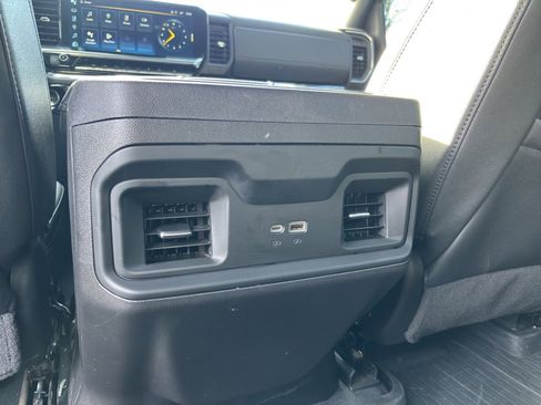 Used 2024 Chevrolet Silverado 1500 LT Trail Boss w/ Convenience Package II image 21