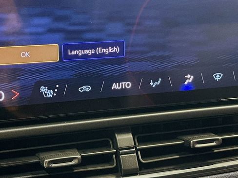 New 2025 Chevrolet Equinox EV RS image 22