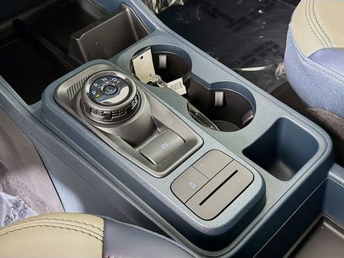 New 2026 Ford Maverick Lariat w/ 4K Tow Package image 17