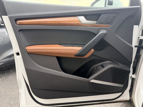 Certified 2023 Audi Q5 e Premium Plus w/ Premium Plus Package image 13