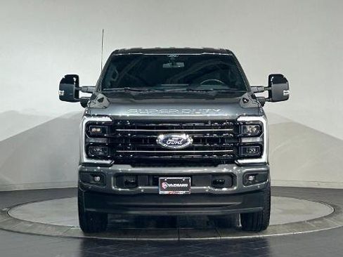Certified 2026 Ford F250 Platinum w/ FX4 Off-Road Package AWD/4WD image 3