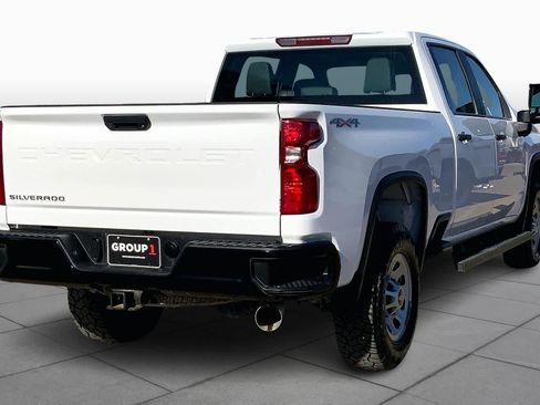 Used 2025 Chevrolet Silverado 2500 W/T image 13