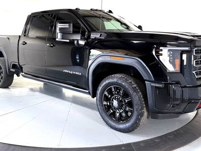 Used 2025 GMC Sierra 2500 AT4 w/ AT4 Premium Plus Package