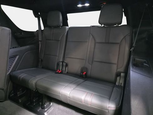 Used 2021 Chevrolet Tahoe RST image 36