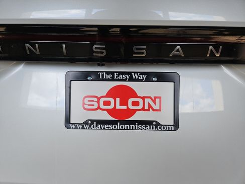 Used 2023 Nissan Ariya AWD/4WD image 29