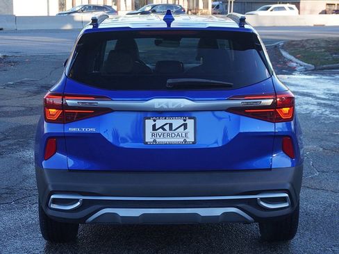Used 2023 Kia Seltos EX image 14