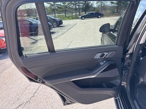 Used 2026 BMW X7 xDrive40i image 59