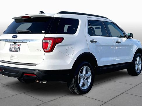 Used 2018 Ford Explorer 4WD image 12
