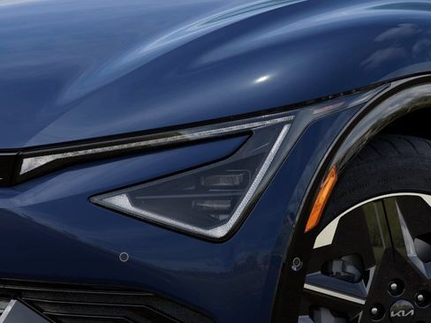 New 2026 Kia EV6 Wind RWD image 10