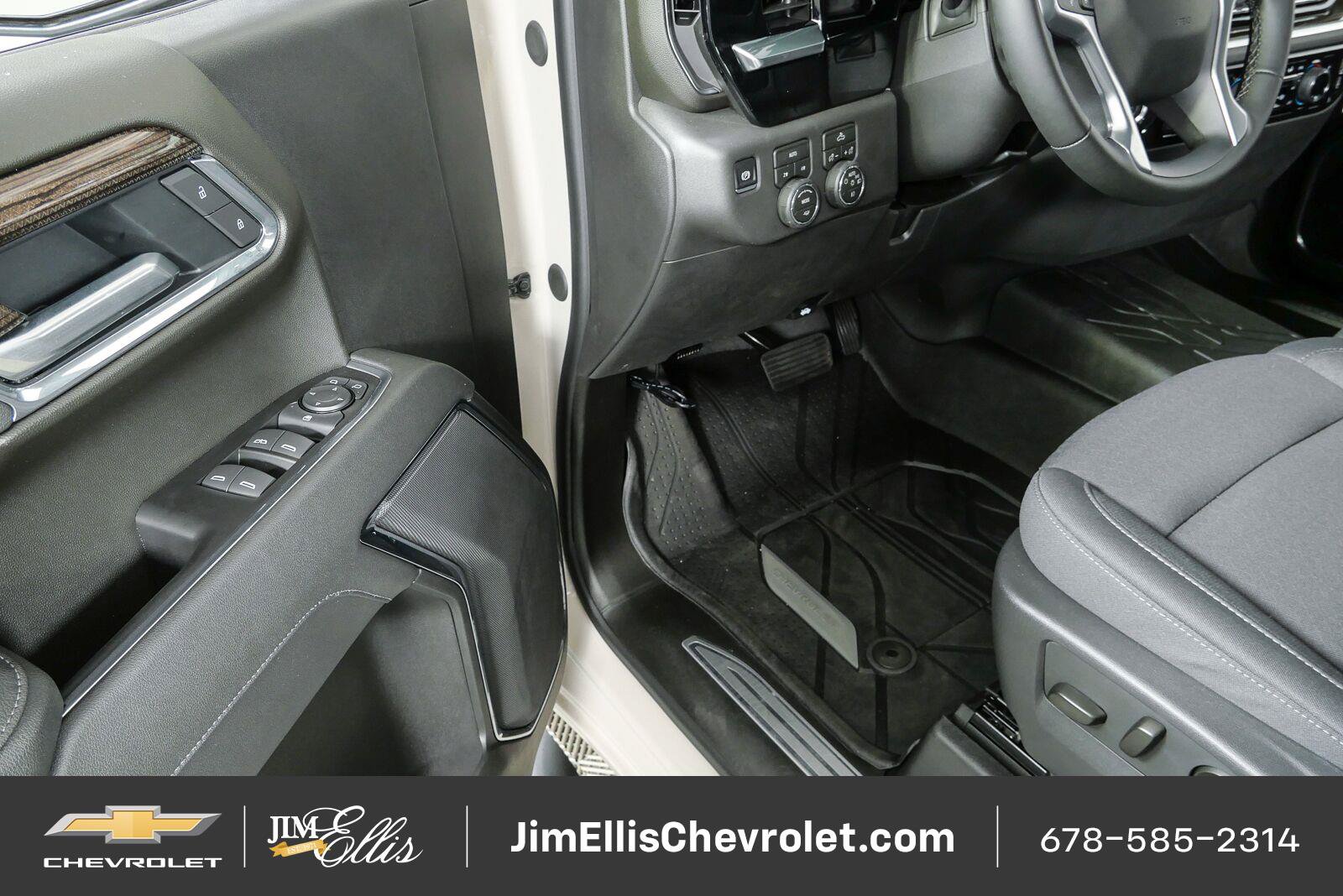 New 2026 Chevrolet Silverado 1500 RST w/ RST Select Package AWD/4WD image 7