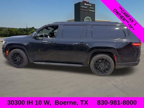 Used 2025 Jeep Wagoneer L Series II w/ Premium Group I AWD/4WD image 1