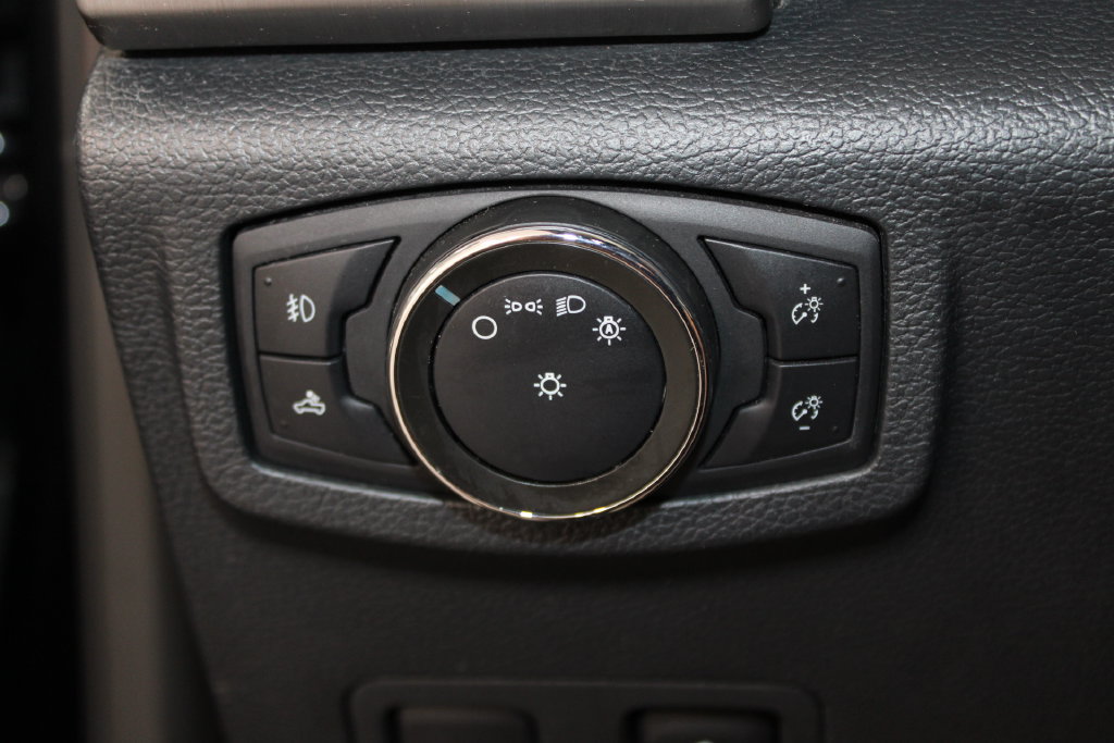 Used 2022 Ford F250 Platinum AWD/4WD image 42
