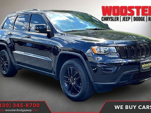 Used 2019 Jeep Grand Cherokee Limited AWD/4WD image 1