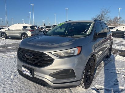 Used 2022 Ford Edge SE w/ Black Appearance Package