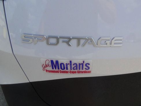 Used 2025 Kia Sportage LX AWD/4WD image 10