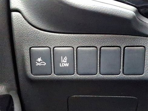 Used 2020 Mitsubishi Outlander SEL image 27