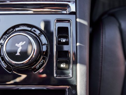 Used 2023 Rolls-Royce Ghost image 71