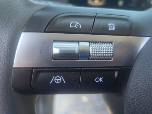 Used 2024 Hyundai Kona SE AWD/4WD image 29