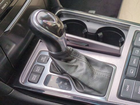 Used 2014 Hyundai Equus Signature image 35