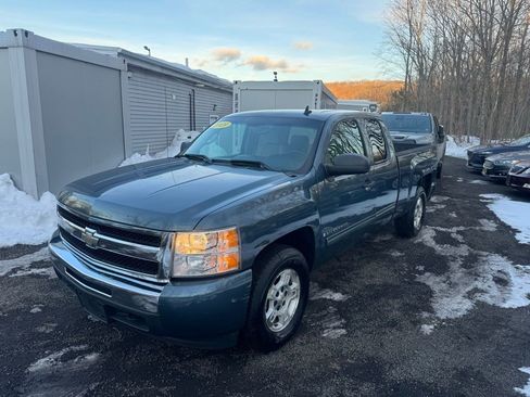 Used 2009 Chevrolet Silverado 1500 LT w/ Power Pack Plus image 2