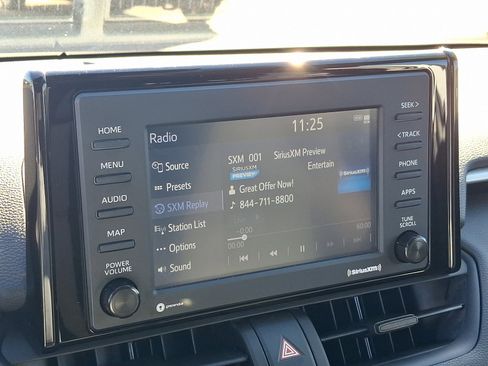 Used 2022 Toyota RAV4 LE image 16