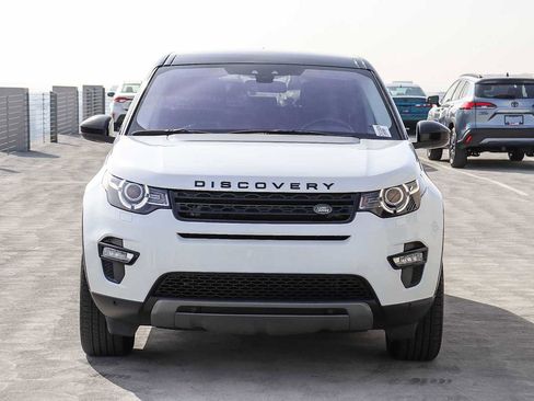 Used 2018 Land Rover Discovery Sport HSE image 2