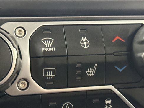 Used 2020 Jeep Gladiator Overland image 34