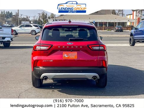 Used 2023 Ford Escape Active w/ Tech Pack #1 image 3