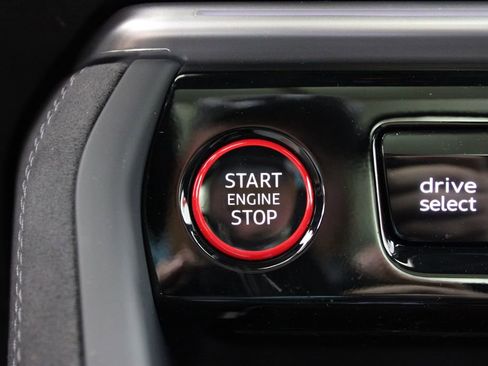 New 2026 Audi SQ5 Premium Plus image 11