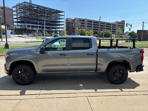 Used 2022 Chevrolet Silverado 1500 Custom Trail Boss w/ Safety Confidence Package AWD/4WD image 5