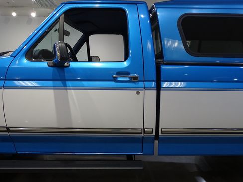 Used 1994 Ford F250 2WD Regular Cab image 30