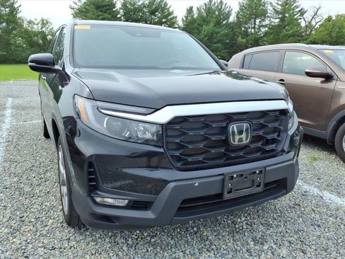 Used 2025 Honda Passport EX-L image 11