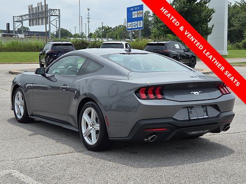 Used 2026 Ford Mustang Premium RWD image 4