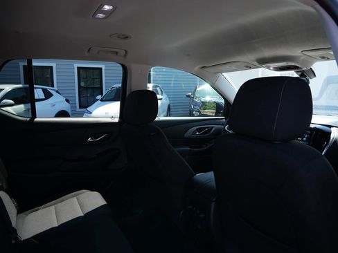 Used 2018 Chevrolet Traverse LS FWD image 24